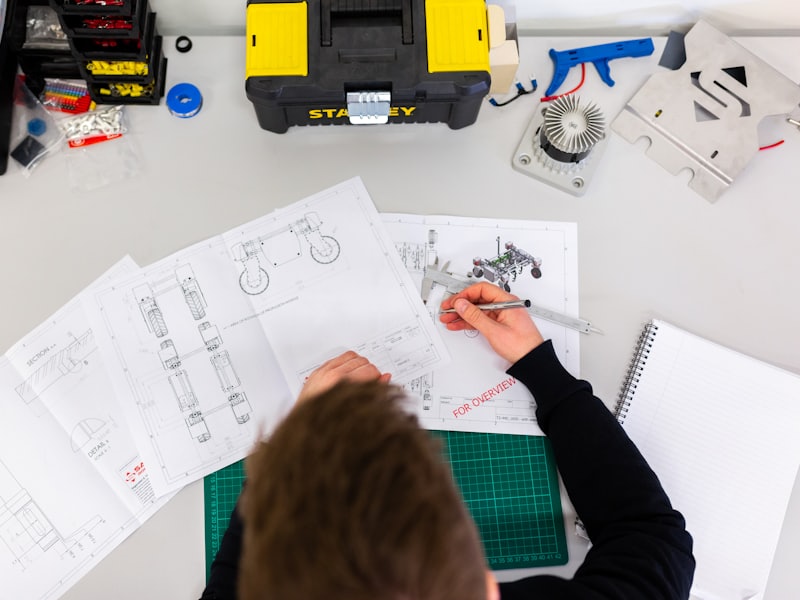 Hydraulics & Pneumatics — standard range